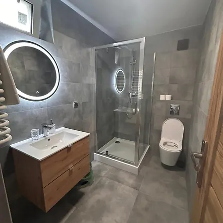 Lesna Polana 住宿加早餐酒店