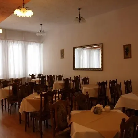 Bed and Breakfast Lesna Polana